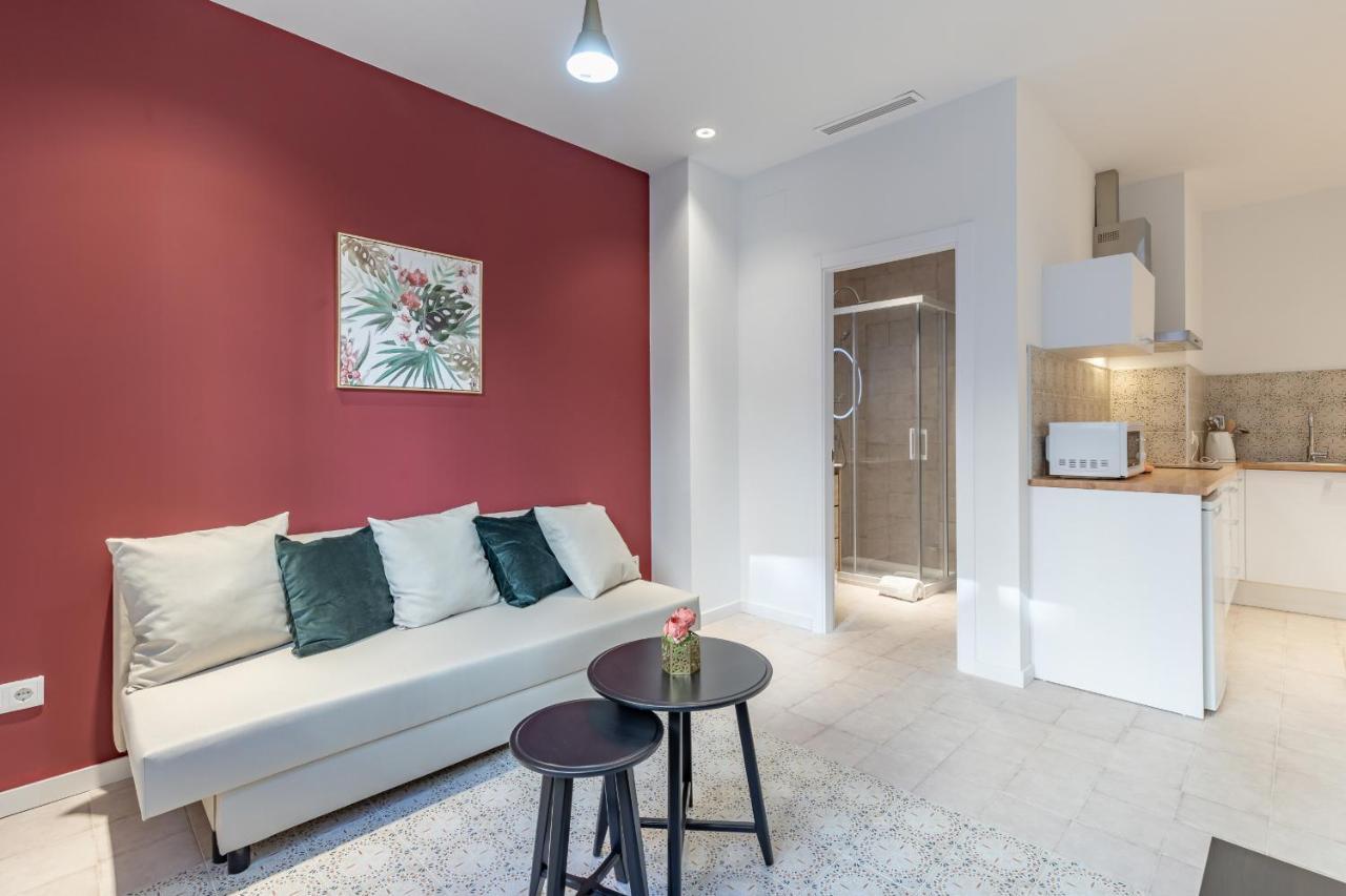 Modern Apartment Close To City Centre Valencia Exterior photo