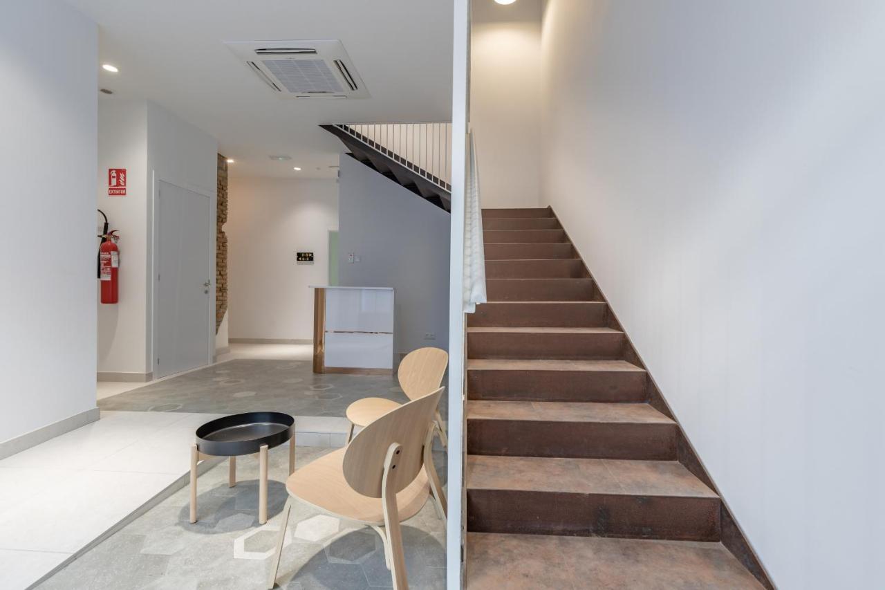 Modern Apartment Close To City Centre Valencia Exterior photo