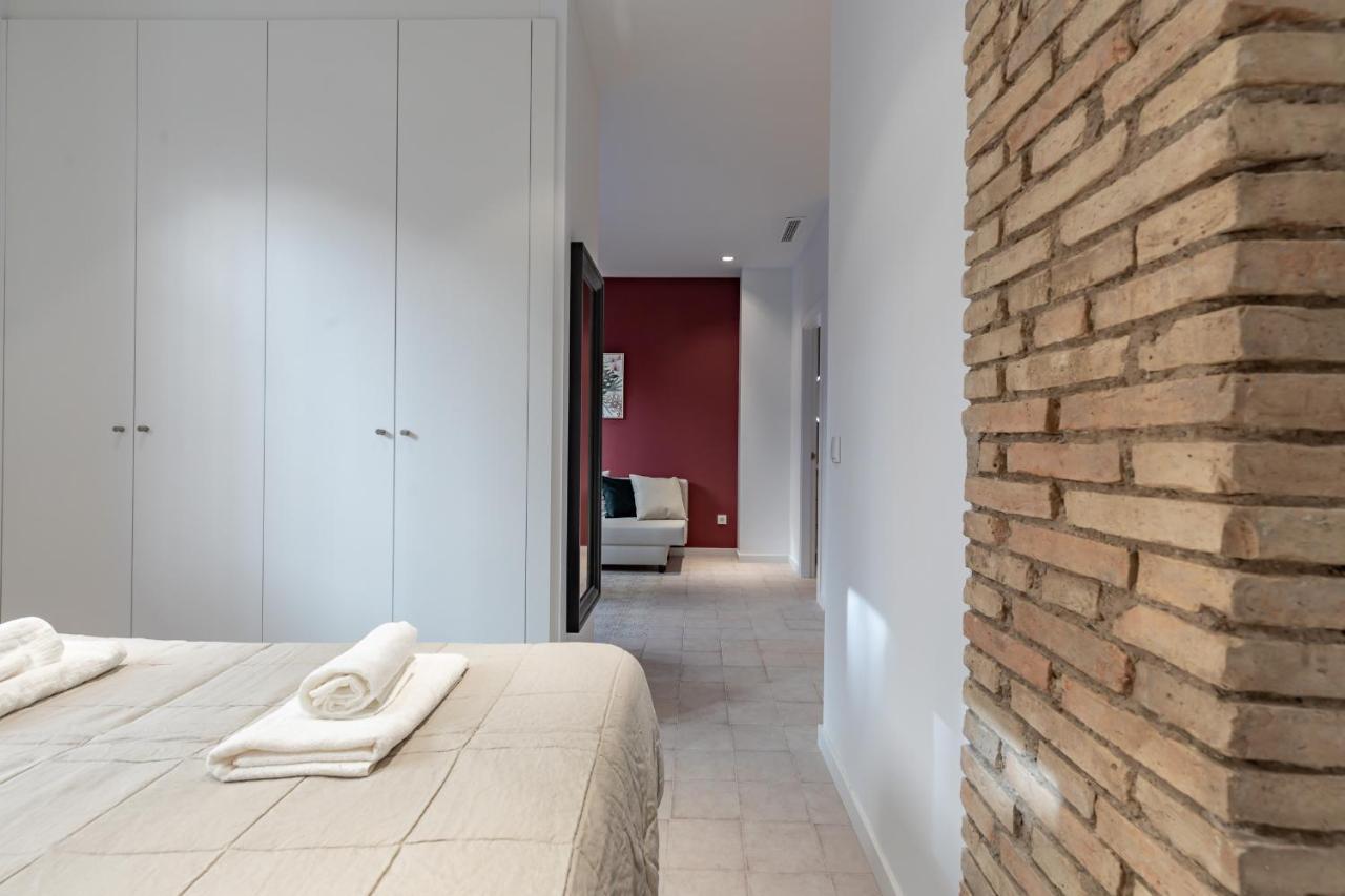 Modern Apartment Close To City Centre Valencia Exterior photo